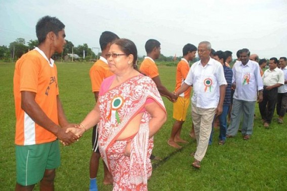 13th edition of Evergreen League-cum-knockout Football tournament whistled off 13th edition of Evergreen League-cum-knockout Football tournament whistled off